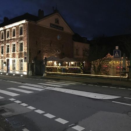 Hotel Zur Bruecke Herzogenrath Esterno foto