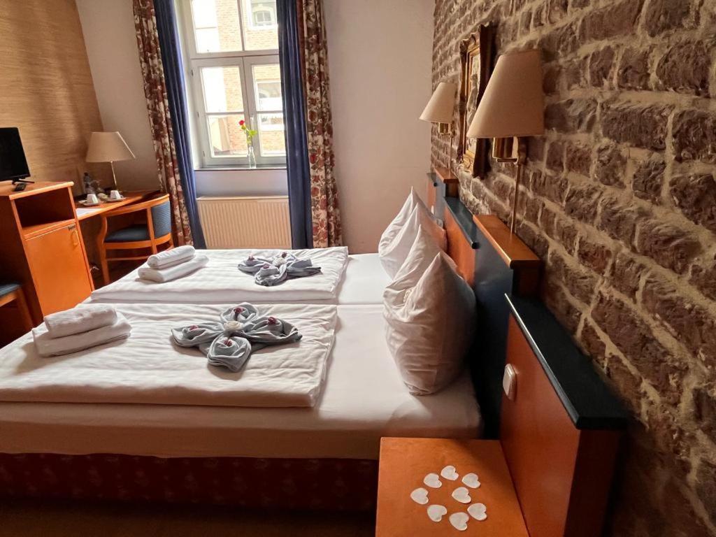 Hotel Zur Bruecke Herzogenrath Esterno foto
