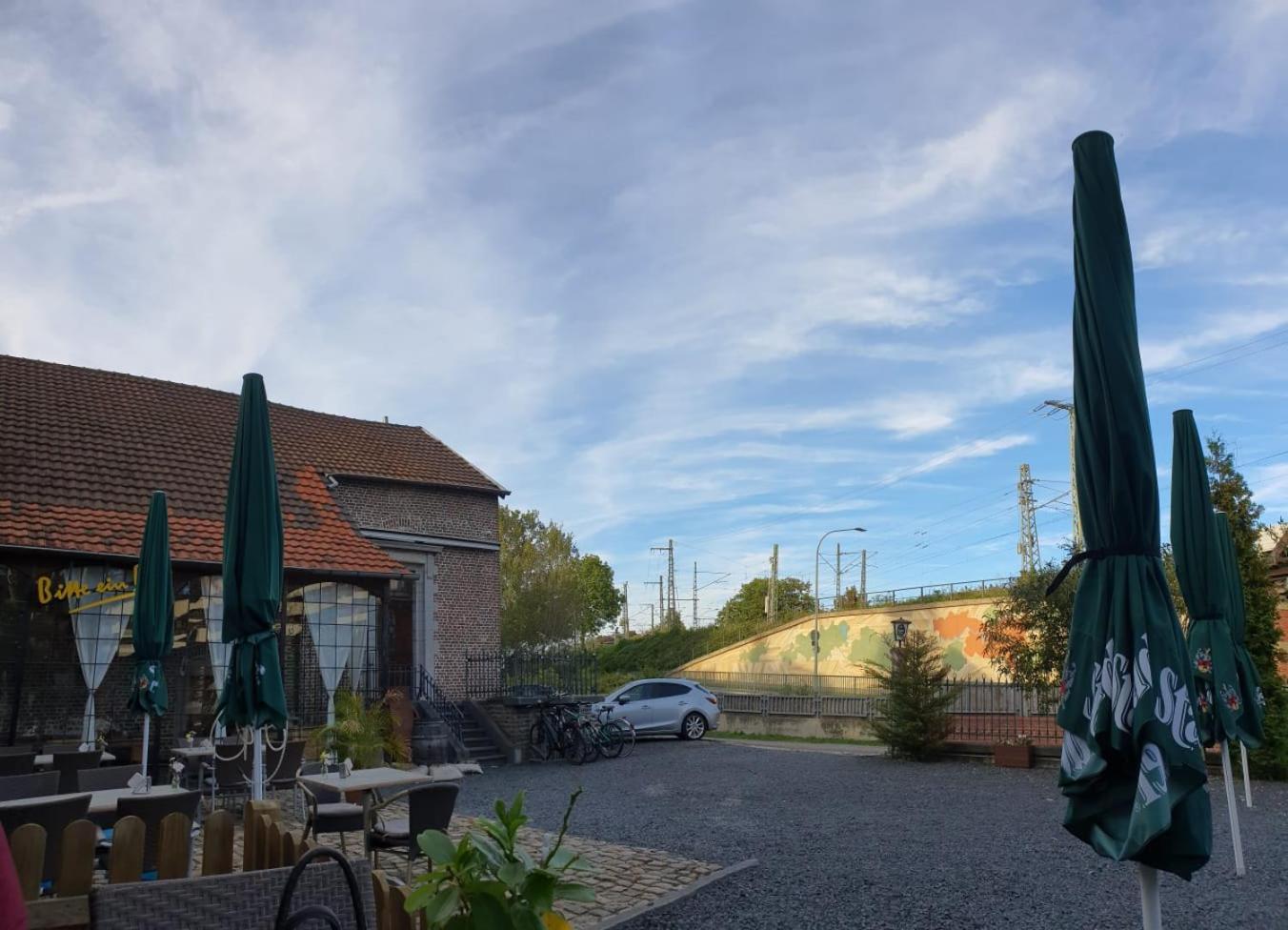 Hotel Zur Bruecke Herzogenrath Esterno foto